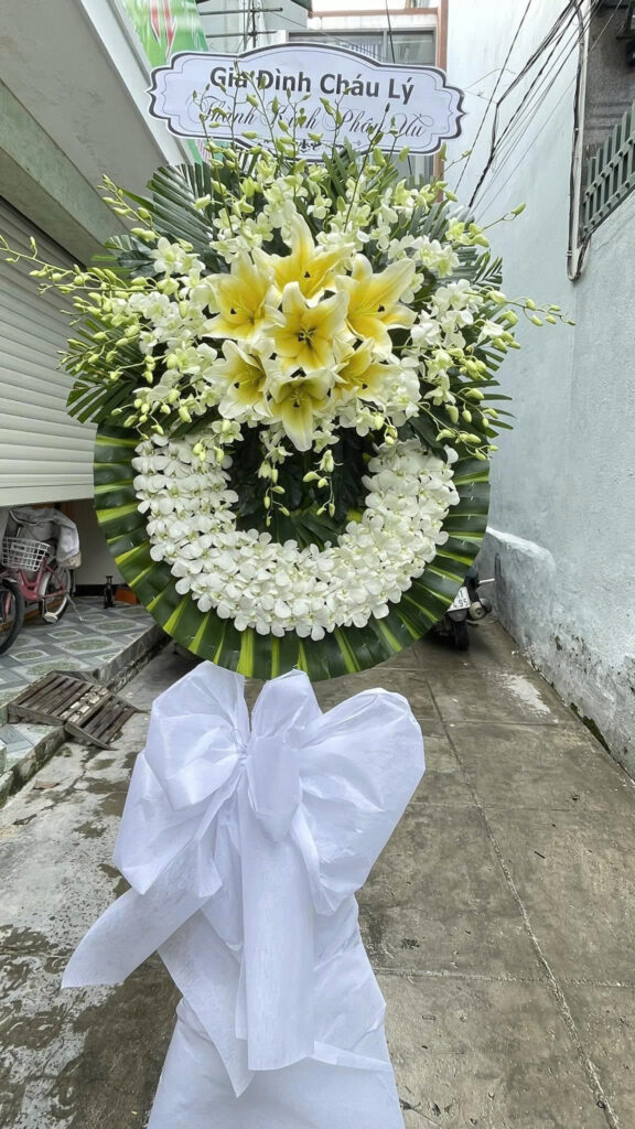 Mẫu Vòng Hoa Đám Tang tại Quận 1