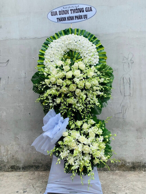 HCB 83 Vòng Hoa Tang Lễ Sang Trọng