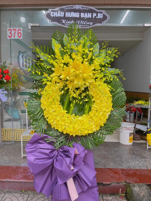 HCB 84 Vòng Hoa Đám Tang Màu Vàng 1 Tầng