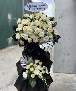 HCB 129 Kệ Hoa Viếng Lụa Đen