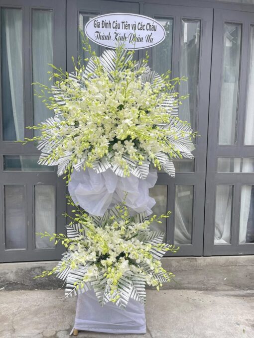 HCB 138 Kệ Hoa Full Trắng Sang Trọng