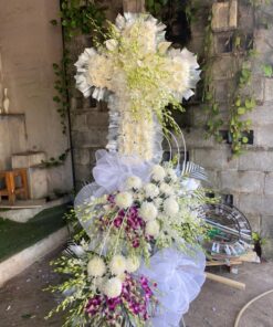 HCB 139 Kệ Hoa Viếng Thánh Giá
