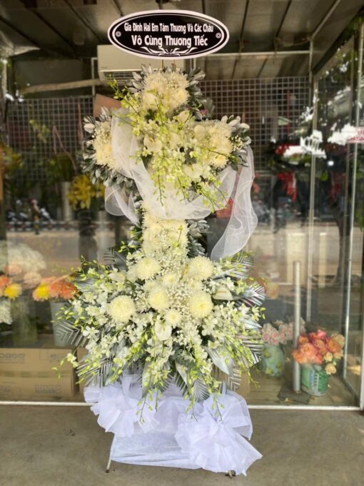 HCB 142 Kệ Hoa Viếng Thánh Giá
